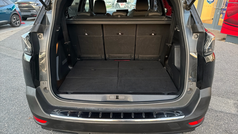 Peugeot 5008 1.5 BlueHDi Allure 5dr EAT8 Diesel Estate